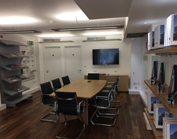 New London Office Opened by Kawneer