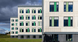 Kawneer Glazing Systems Help Hospital Open Early for Covid